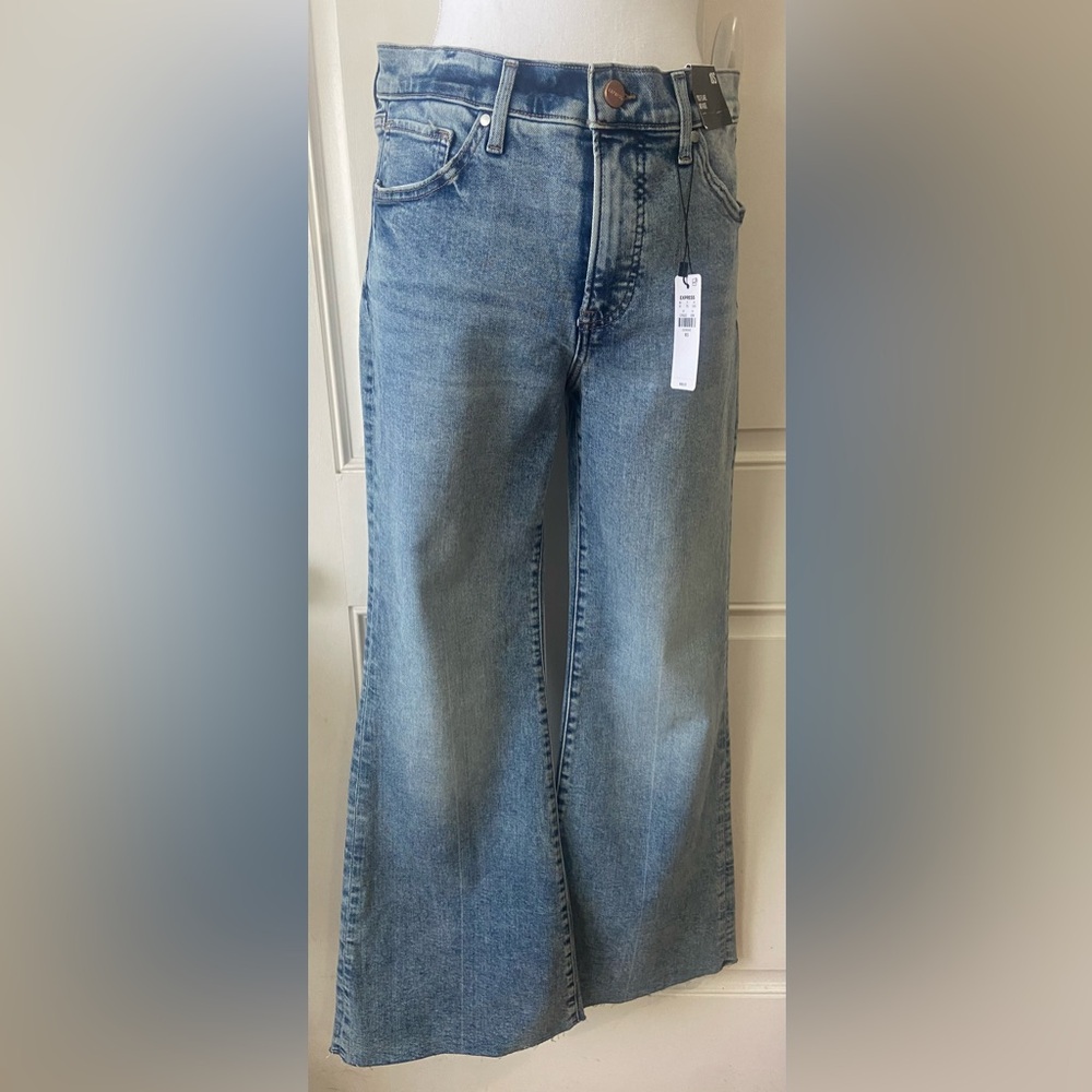 NWT Express 70s Flare Midrise Jeans. Size 10 S. - Picture 4 of 7